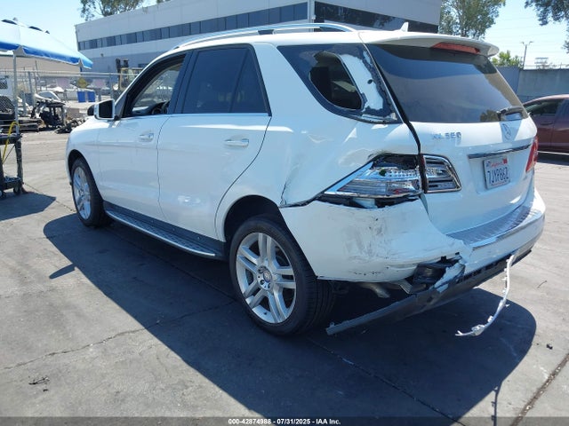 Mercedes-Benz 2015 2015 4JGDA5JB2FA529220 Image 3
