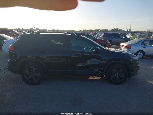 1C4PJLCB0GW346406 Jeep Cherokee