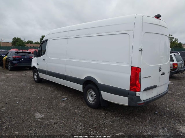 WD4PF1CD3KP153621 Mercedes-Benz om 642 with brake assist