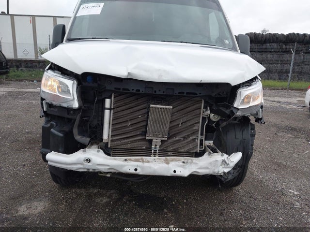 WD4PF1CD3KP153621 Mercedes-Benz om 642 with brake assist