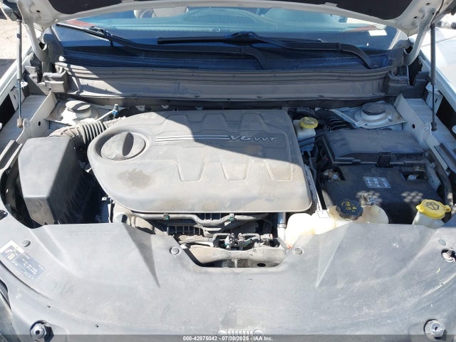 1C4PJLJX5KD241041 Jeep 2019