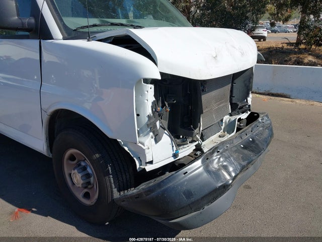 1GCWGAF78R1140501 Chevrolet l8t