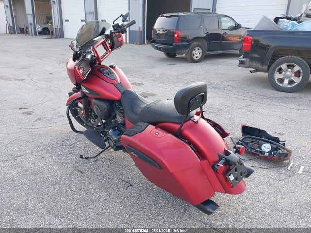 2024 INDIAN MOTORCYCLE CO. CHIEFTAIN 56KTC9BB3R3423703 Photo 2