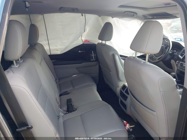 Honda j35y6 2016 5FNYF5H53GB011102 Image 8