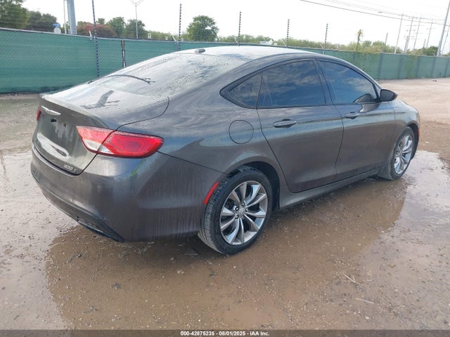 Chrysler 200 2015 1C3CCCBB8FN500699 Image 4