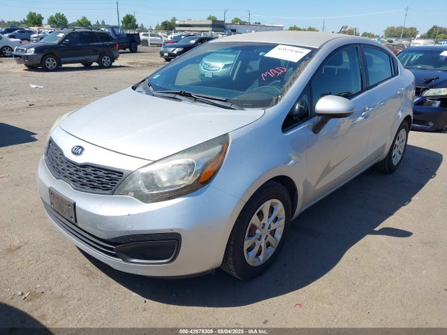 KIA dohc gamma 2015 KNADM4A31F6528042 Image 2