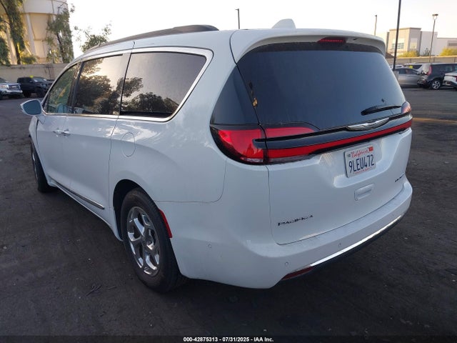 Chrysler 2022 2022 2C4RC1GG4NR114846 Image 3