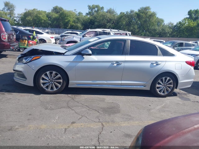 Hyundai Sonata 2017 5NPE34AF2HH580390 Image 14