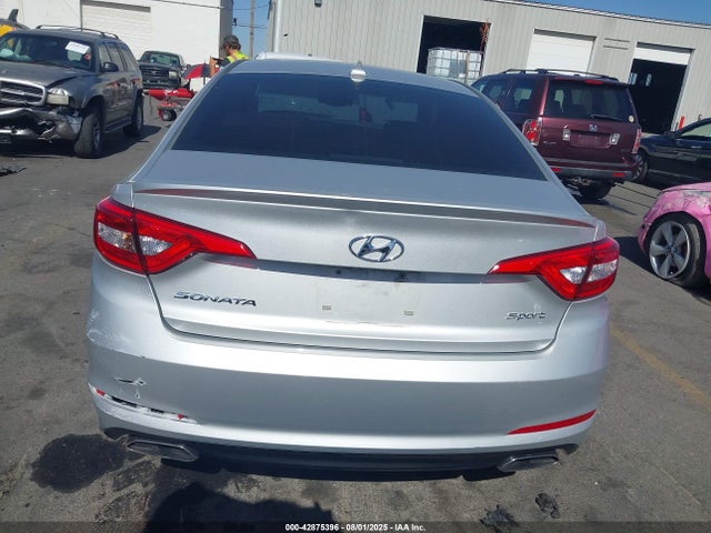 Hyundai Sonata 2017 5NPE34AF2HH580390 Image 16