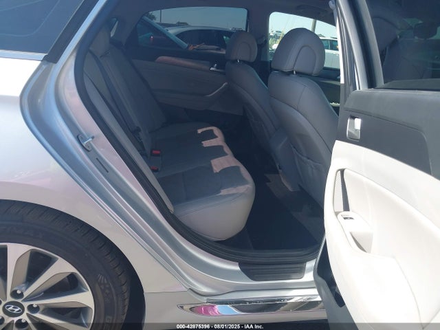 Hyundai Sonata 2017 5NPE34AF2HH580390 Image 8