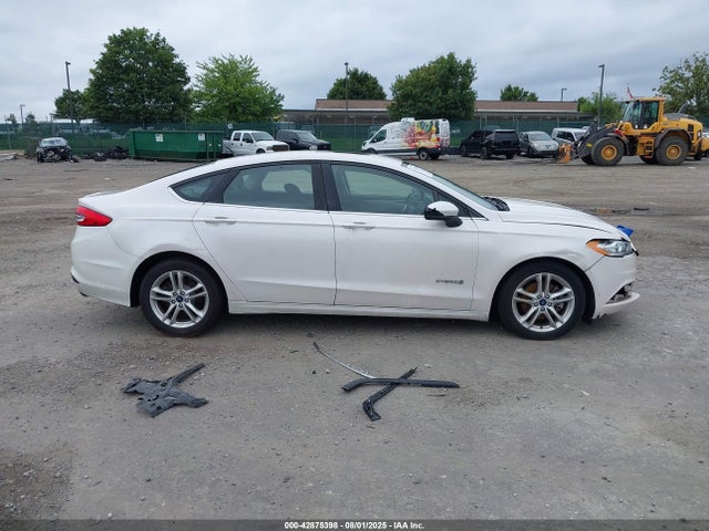 3FA6P0LU0JR157278 Ford 2.0l 4v atk hev