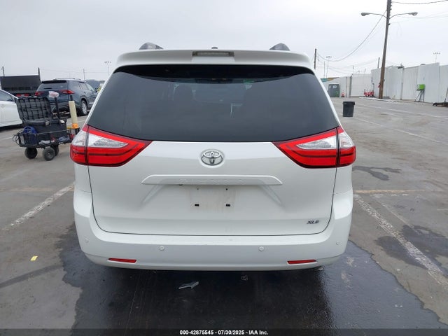 Toyota 2gr-fks 2015 5TDYK3DC5FS683080 Image 17