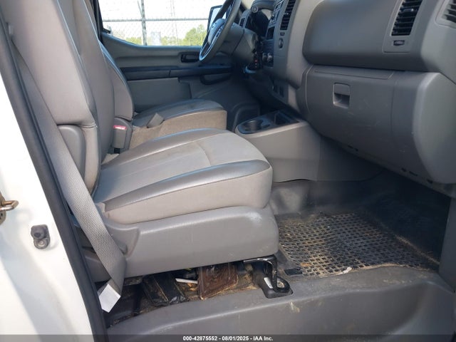 Nissan NV 2016 1N6BF0KM5GN804361 Image 5