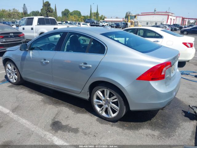 2011 VOLVO S60 YV1902FH9B2013864 Photo 2