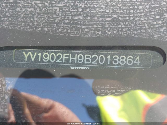 2011 VOLVO S60 YV1902FH9B2013864 Photo 8