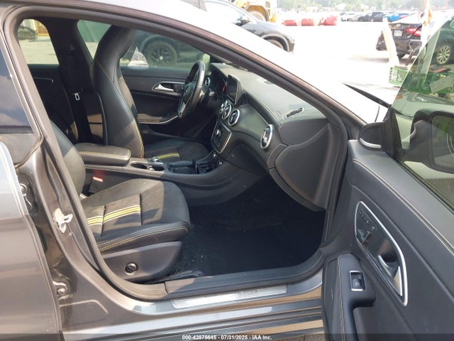 WDDSJ4EB6EN029431 Mercedes-Benz CLA-Class