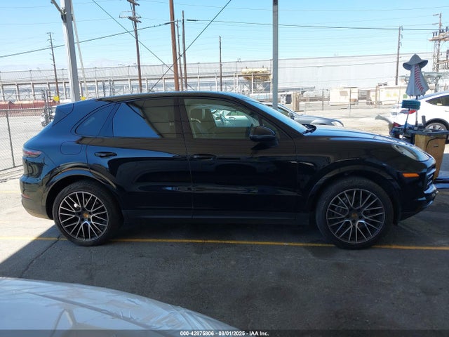 Porsche 2020 2020 WP1AA2AYXLDA10516 Image 13