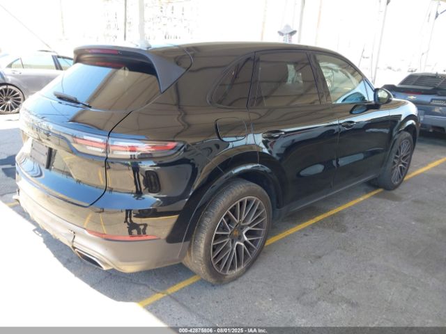 2020 PORSCHE CAYENNE WP1AA2AYXLDA10516 Photo 3