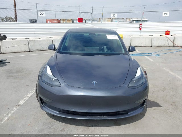 Tesla 2022 2022 5YJ3E1EB2NF273156 Image 12