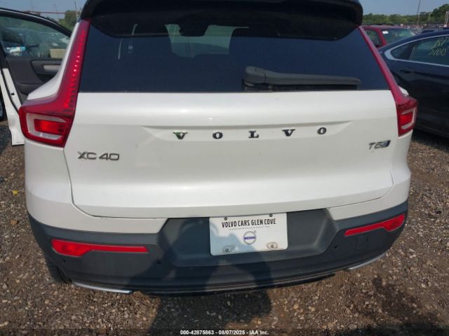 2019 VOLVO XC40 YV4162UM6K2119283 Photo 5