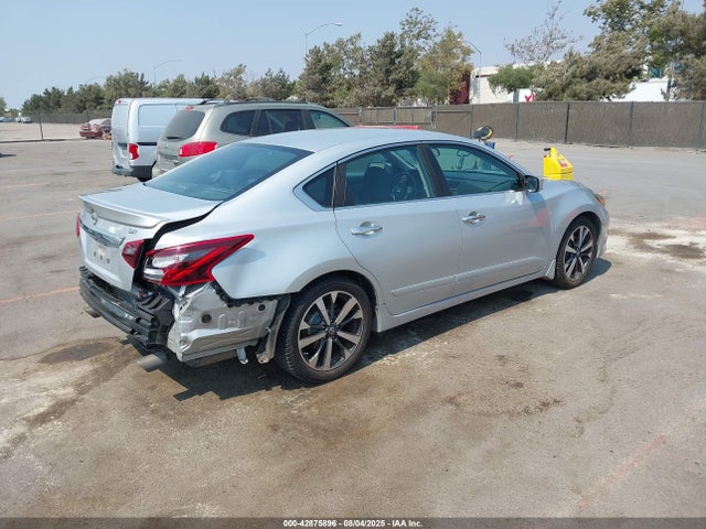 1N4AL3AP8HN324763 Nissan 2017