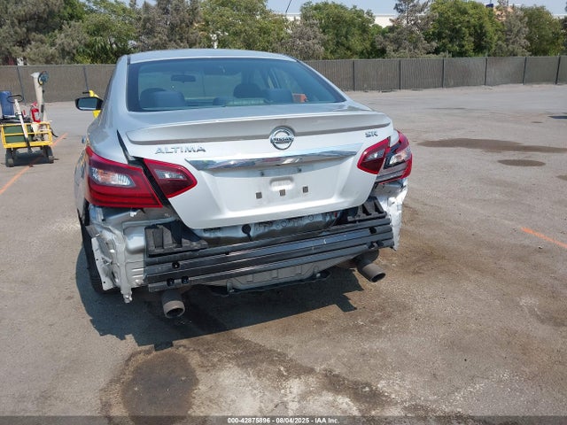 1N4AL3AP8HN324763 Nissan 2017