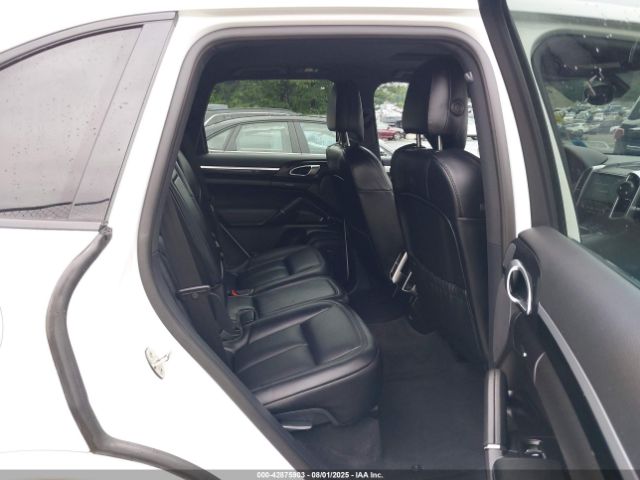 2018 PORSCHE CAYENNE WP1AA2A27JKA02734 Photo 7