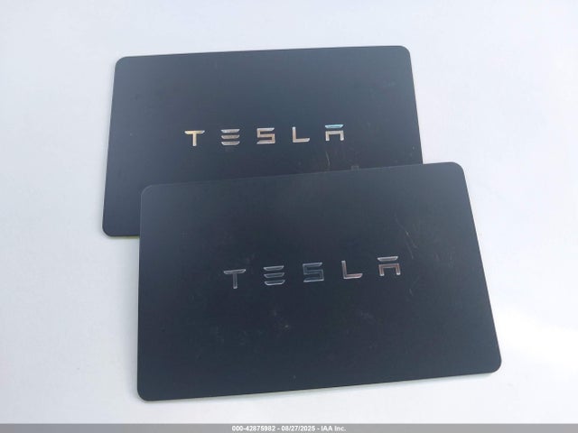 2023 TESLA MODEL Y 7SAYGDED8PF940577 Photo 10