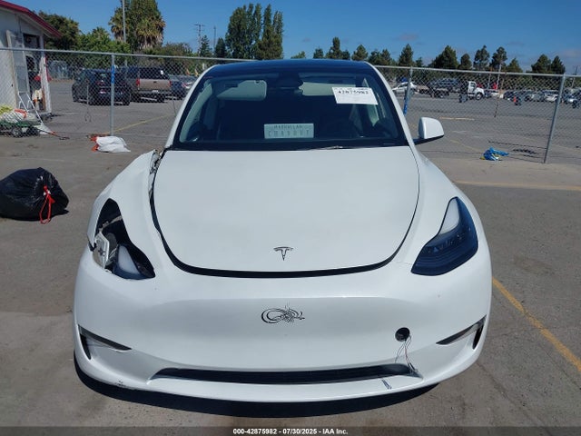 Tesla Model Y 2023 7SAYGDED8PF940577 Image 12