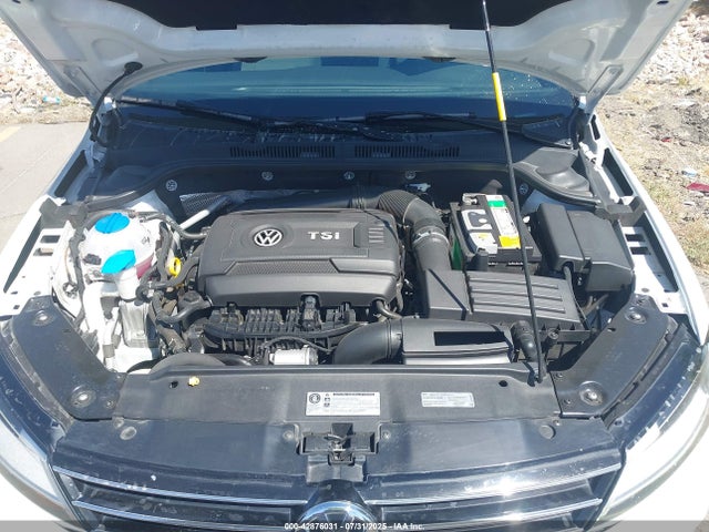 3VWD17AJ7HM351315 Volkswagen 1.8 tsi
