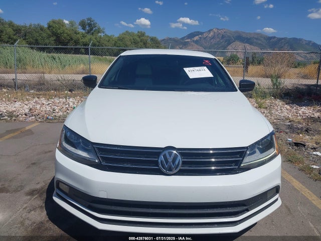 3VWD17AJ7HM351315 Volkswagen 1.8 tsi