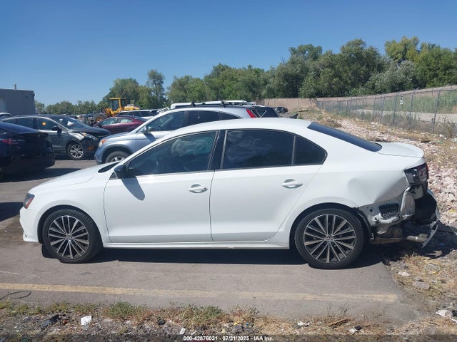 3VWD17AJ7HM351315 Volkswagen 1.8 tsi