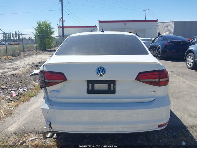 3VWD17AJ7HM351315 Volkswagen 1.8 tsi