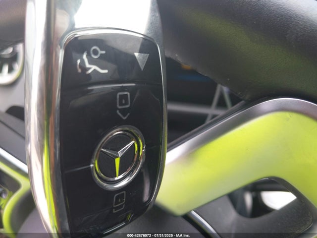 W1N4M4GB6PW289728 Mercedes-Benz m260