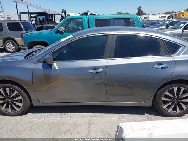 1N4AL3AP9JC112309 Nissan 2018