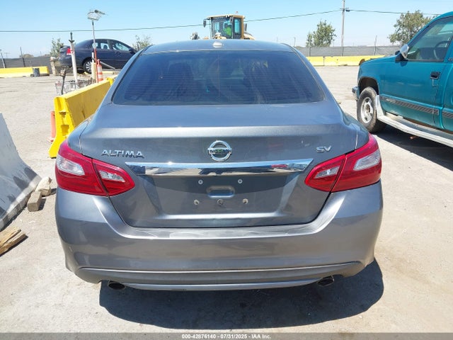 1N4AL3AP9JC112309 Nissan 2018