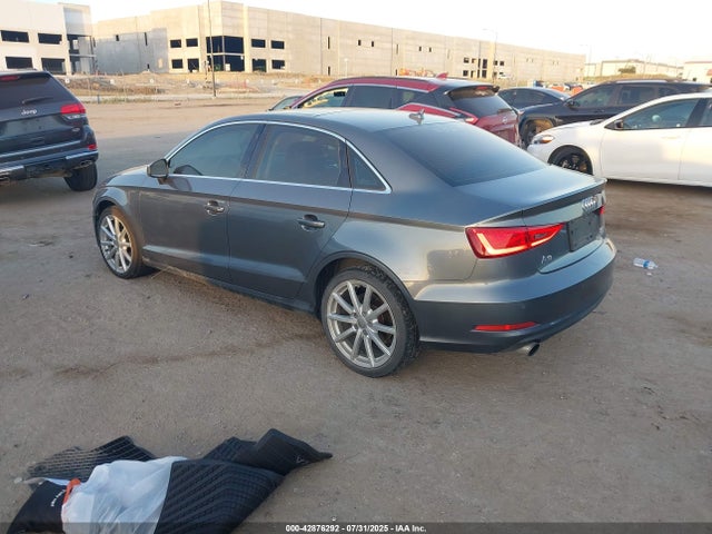 2016 AUDI A3 WAUE8GFF4G1032034 Photo 2