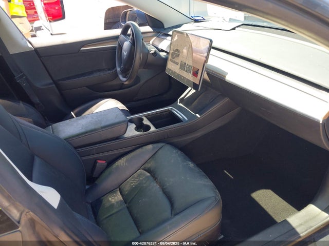 2022 TESLA MODEL 3 5YJ3E1EB3NF271903 Photo 4