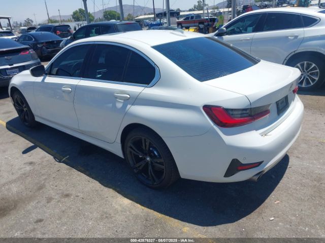 2022 BMW 330I 3MW5R1J00N8C23567 Photo 2