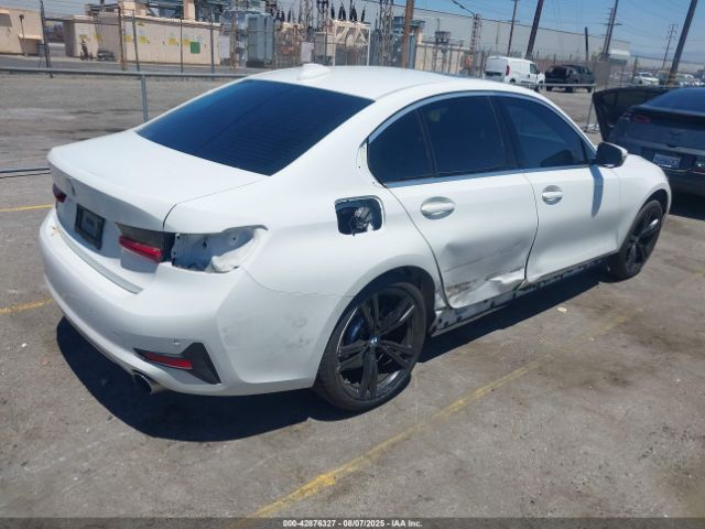 2022 BMW 330I 3MW5R1J00N8C23567 Photo 3