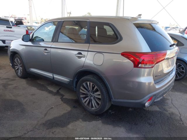 2019 MITSUBISHI OUTLANDER JA4AZ3A35KZ026378 Photo 2