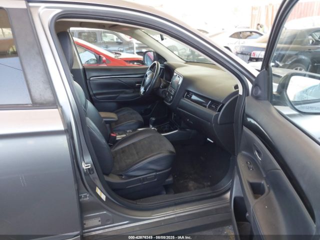 2019 MITSUBISHI OUTLANDER JA4AZ3A35KZ026378 Photo 4