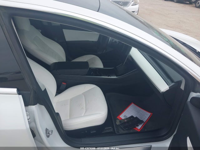 2019 TESLA MODEL 3 5YJ3E1EA5KF486587 Photo 4