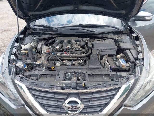 1N4BL3AP9HC141825 Nissan 2017