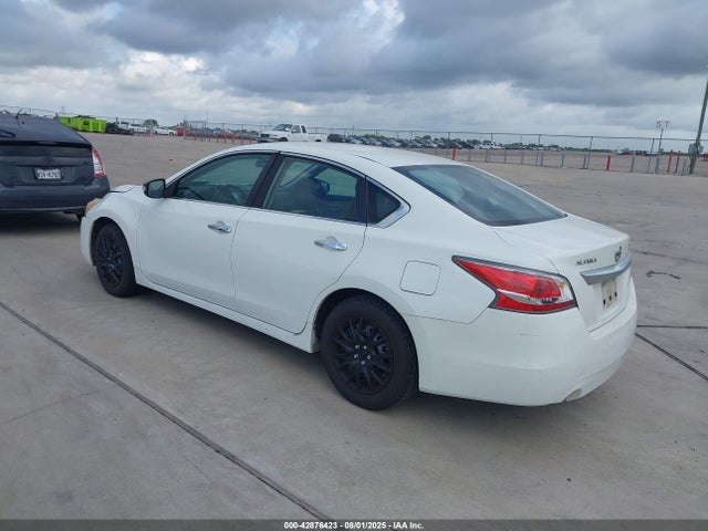 Nissan 2015 2015 1N4AL3AP7FC487221 Image 3