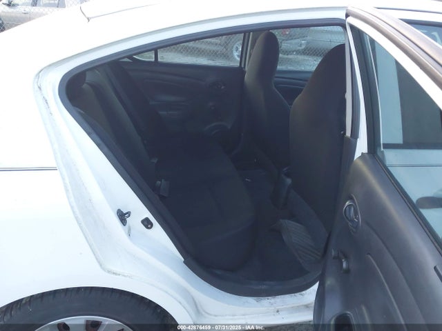Nissan 2014 2014 3N1CN7AP3EL851709 Image 8