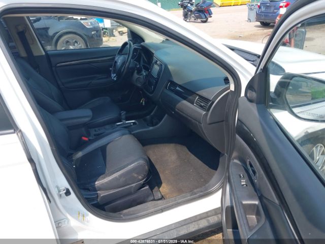 2016 MITSUBISHI OUTLANDER JA4AD3A35GZ037659 Photo 4