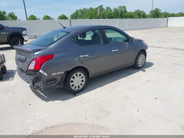 3N1CN7AP5JL851057 Nissan 2018