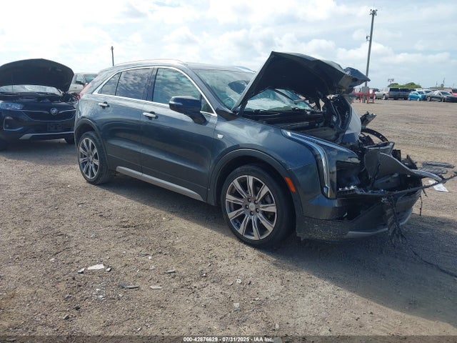 2019 CADILLAC XT4 1GYFZDR40KF204708 Photo 0