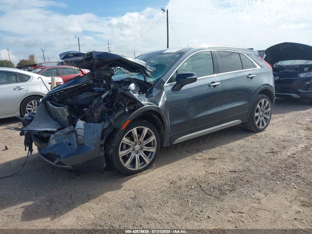 2019 CADILLAC XT4 1GYFZDR40KF204708 Photo 1